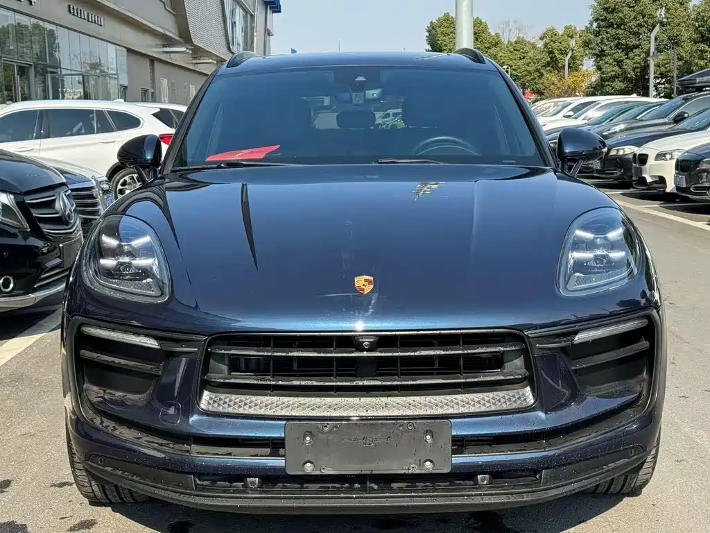 Porsche Macan — миниатюра 2
