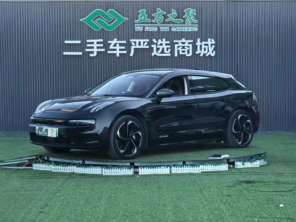 Zeekr 001