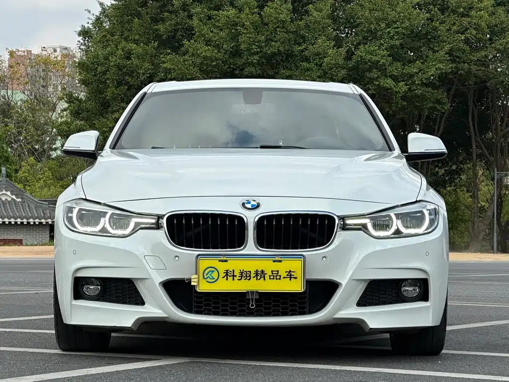 BMW  3 SERIES