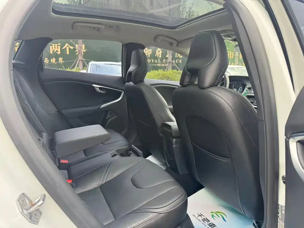Volvo V40 2015 1.6T