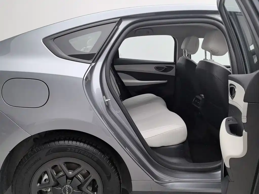 BYD Seal 05 DM-i — миниатюра 15