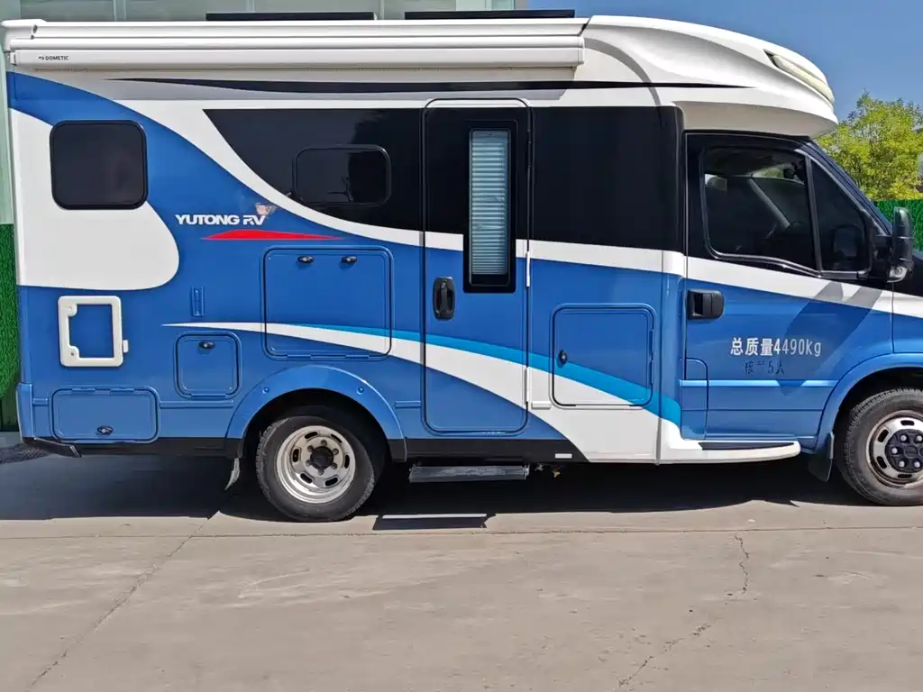 IVECO Ousheng — миниатюра 11