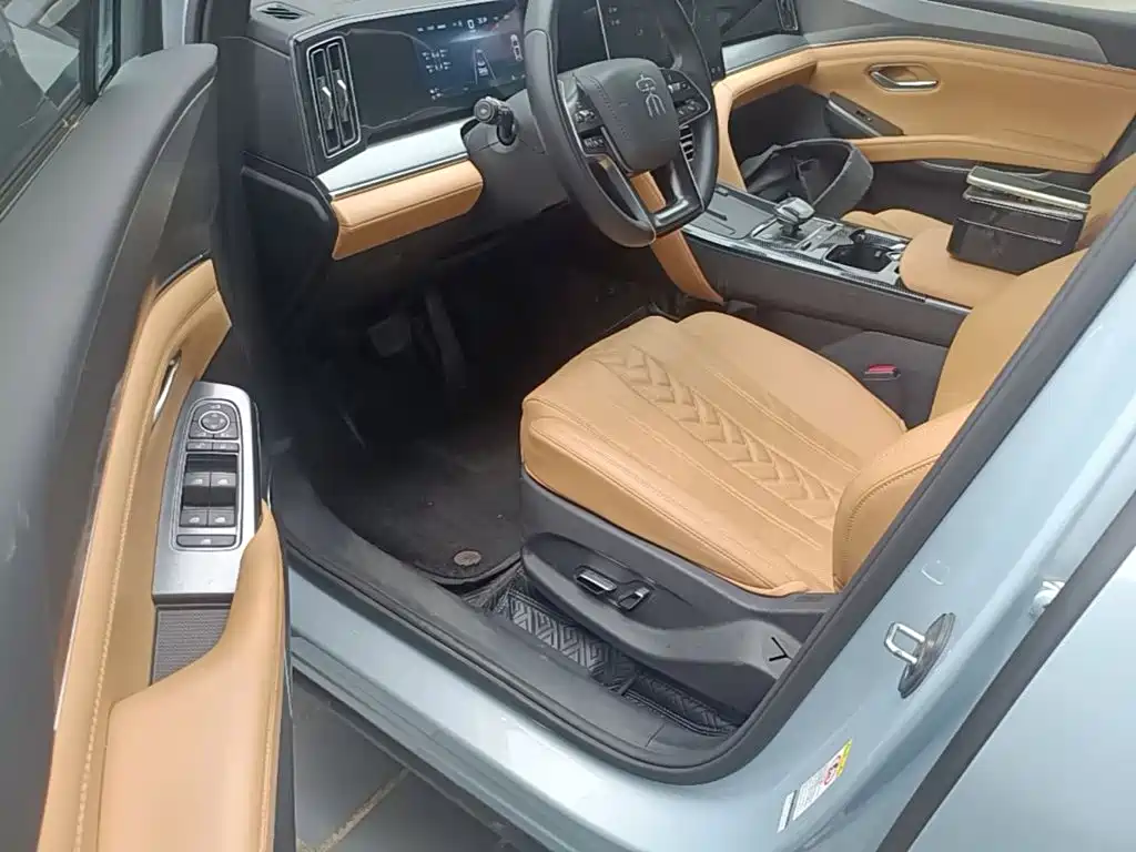 BYD L DM-i — миниатюра 16