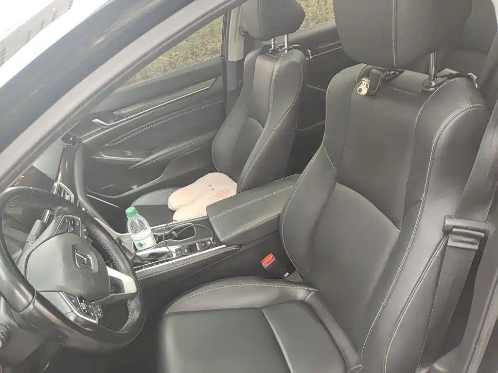Honda Accord — миниатюра 16