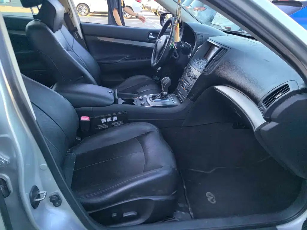 Infiniti G — миниатюра 16