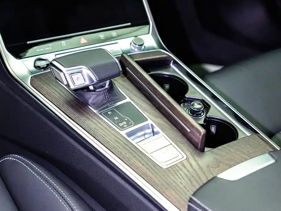 Audi A6L — миниатюра 13