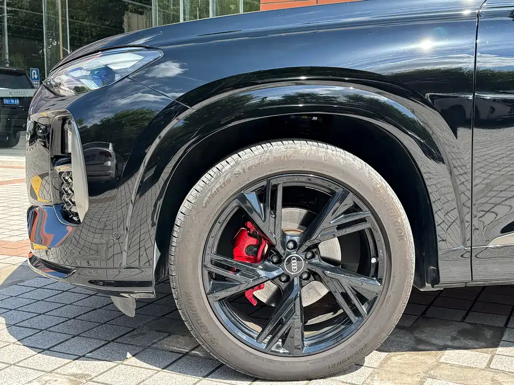 Audi Q6 — миниатюра 5