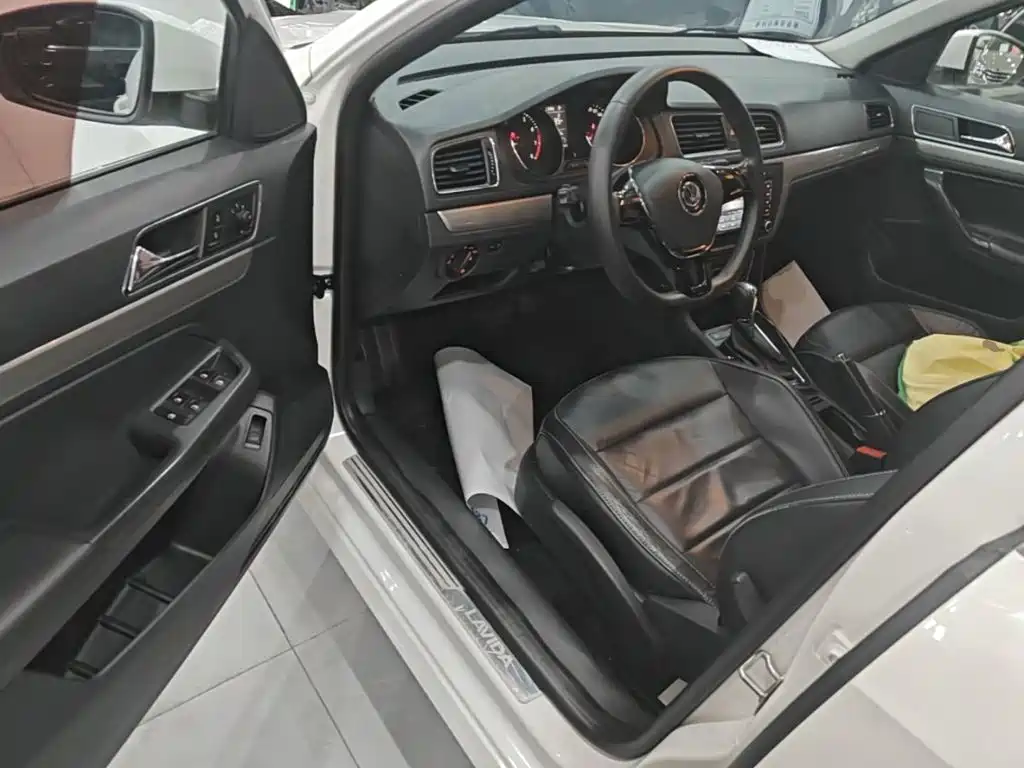 Volkswagen Lavida — миниатюра 16