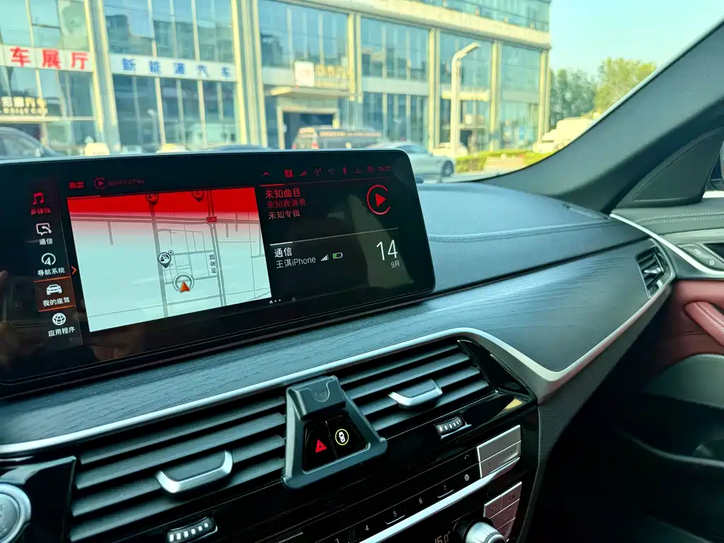 BMW 5 Series — миниатюра 20
