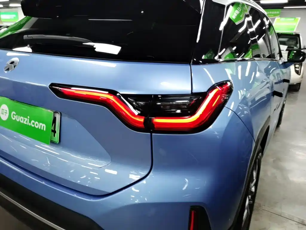NIO ES6 — миниатюра 8
