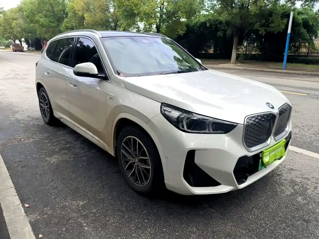 BMW iX1 — миниатюра 4