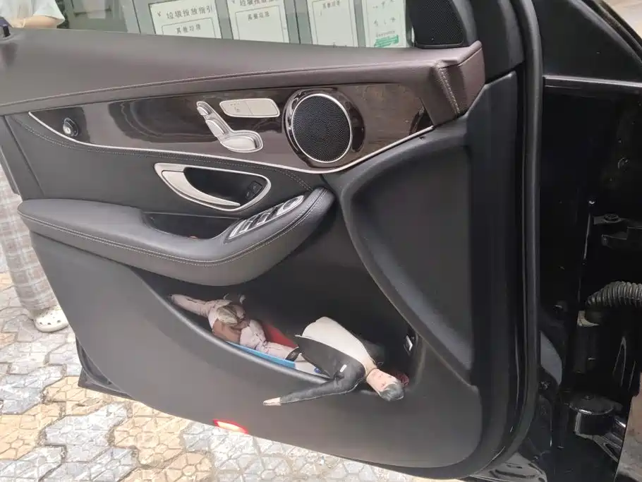 Mercedes-Benz GLC — миниатюра 7