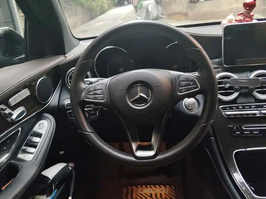 Mercedes-Benz GLC — миниатюра 15