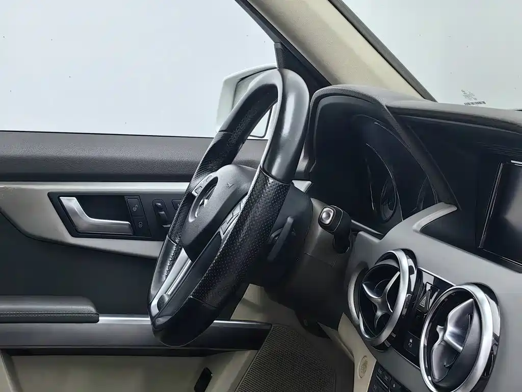 Mercedes-Benz GLK-Class — миниатюра 22