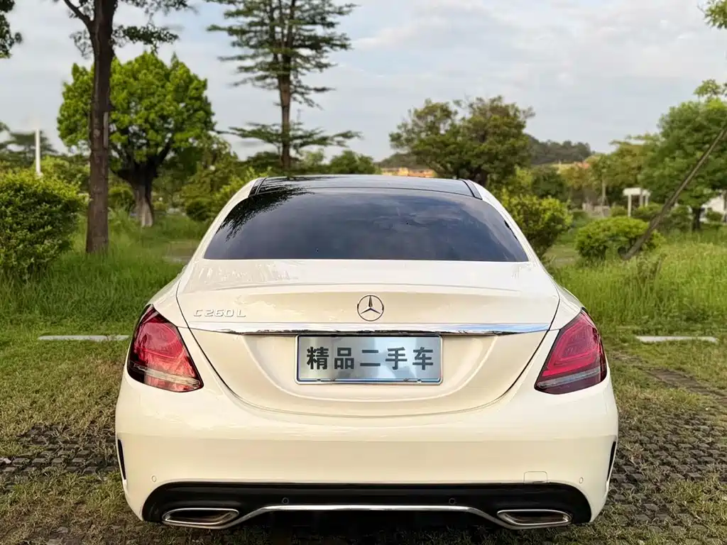 Mercedes-Benz C-Class — миниатюра 8