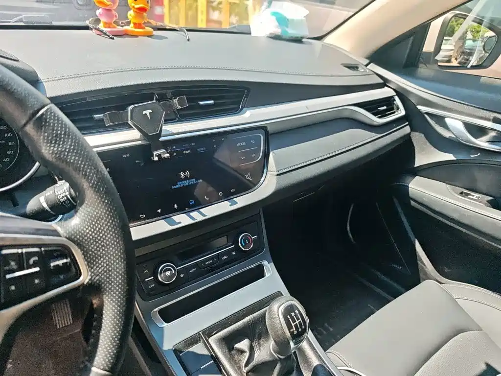 Geely Emgrand — миниатюра 6