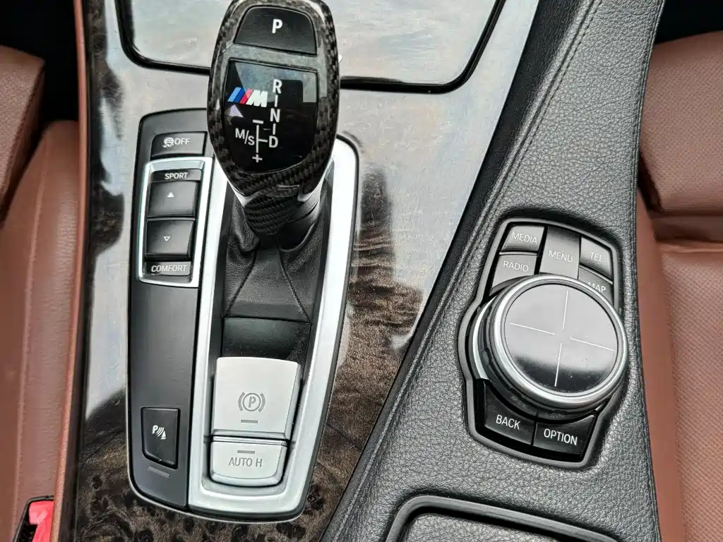 BMW 6 Series — миниатюра 17