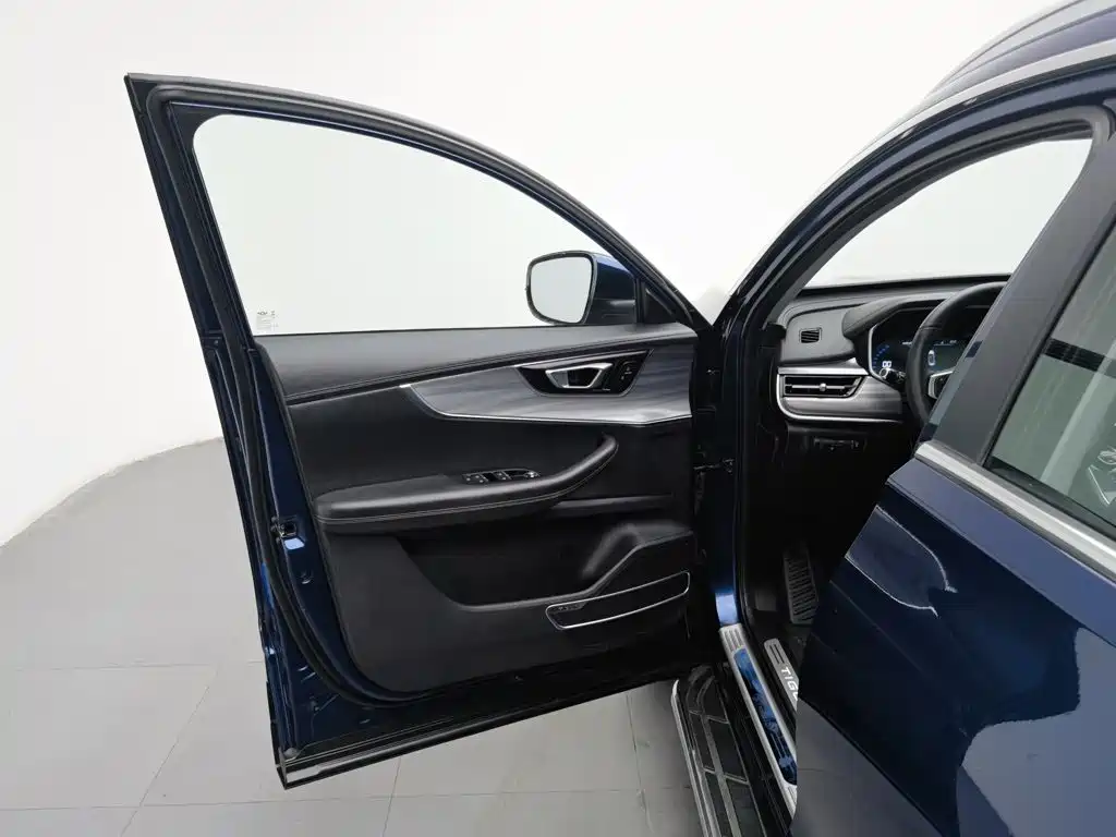 Chery Tiggo 8 — миниатюра 8