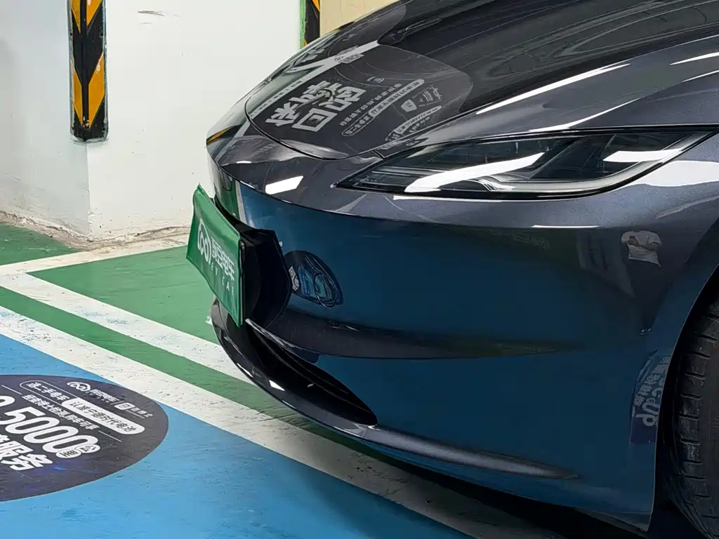Tesla Model 3 — миниатюра 5