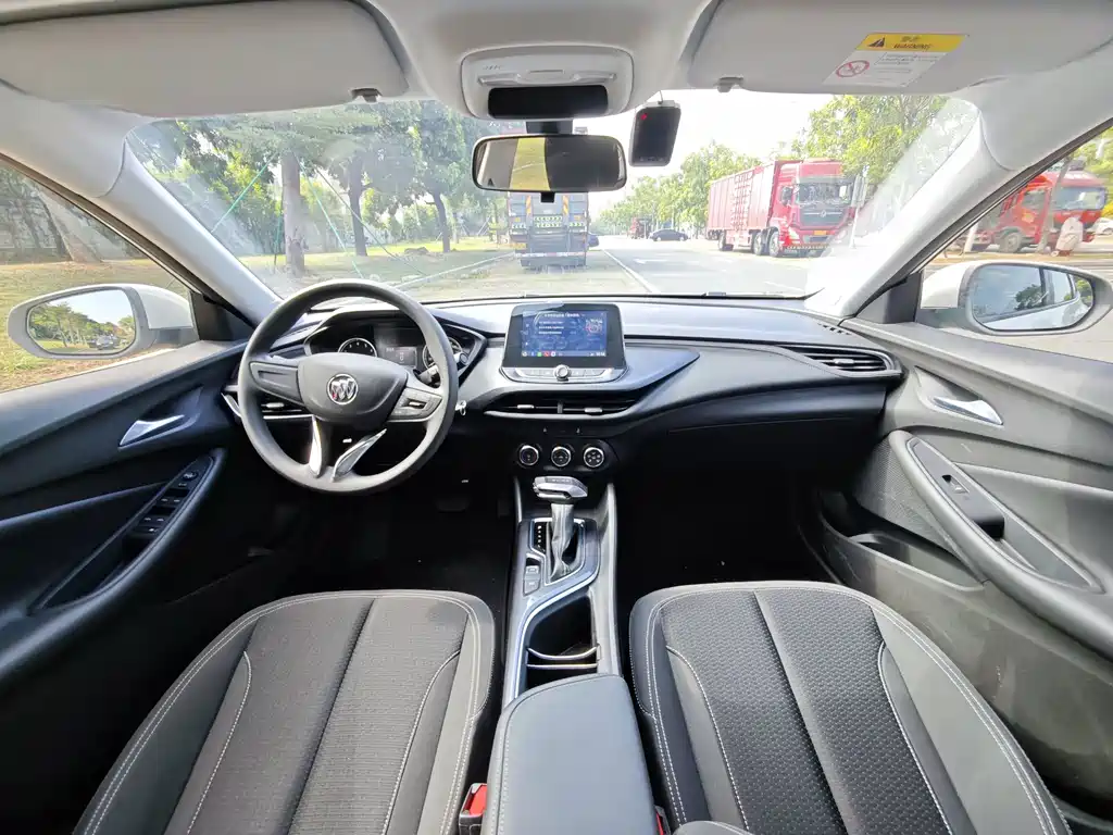 Buick Verano — миниатюра 11