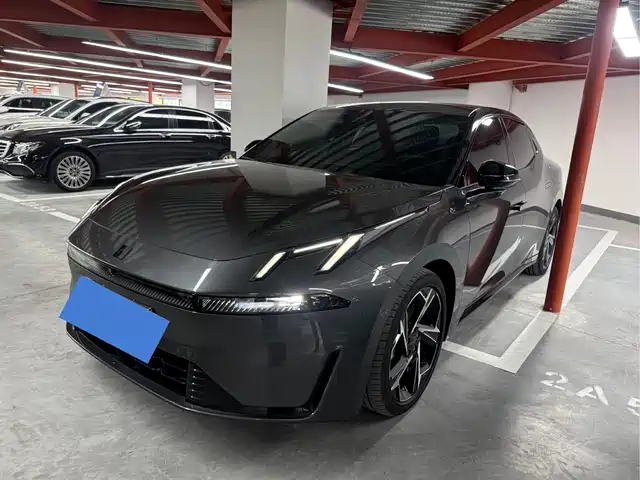 2024 Lynk & Co 07