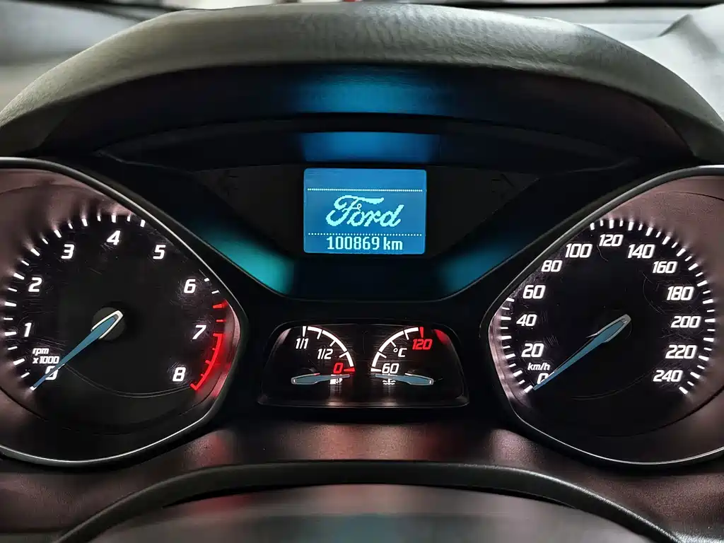 Ford Kuga — миниатюра 12