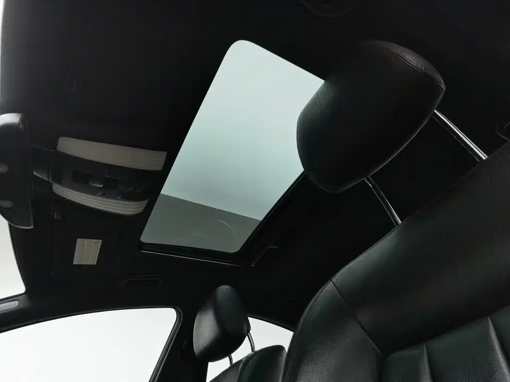 Mercedes-Benz CLS — миниатюра 14