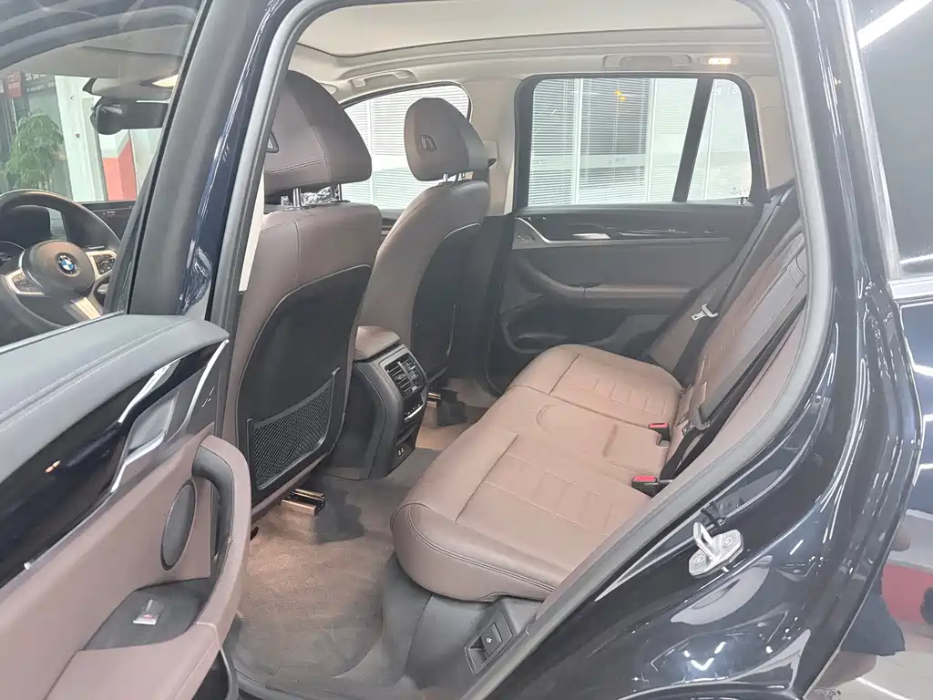 BMW X3 — миниатюра 7