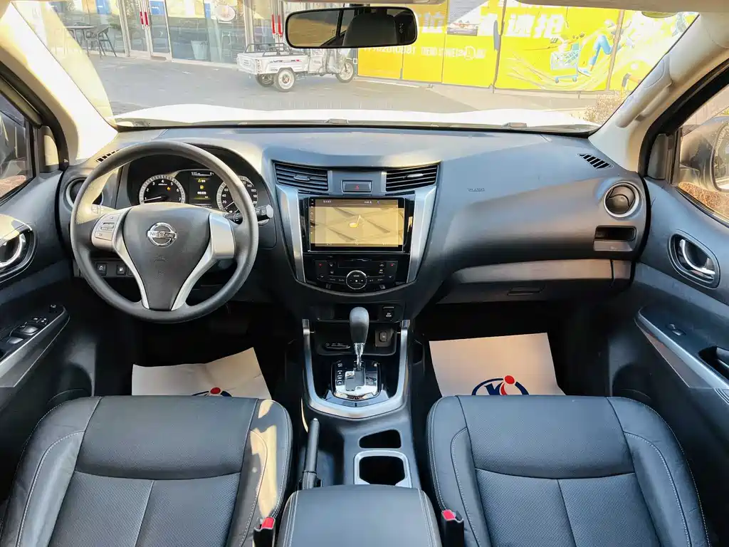 Nissan Terra 2018 2.5L AT Luxury