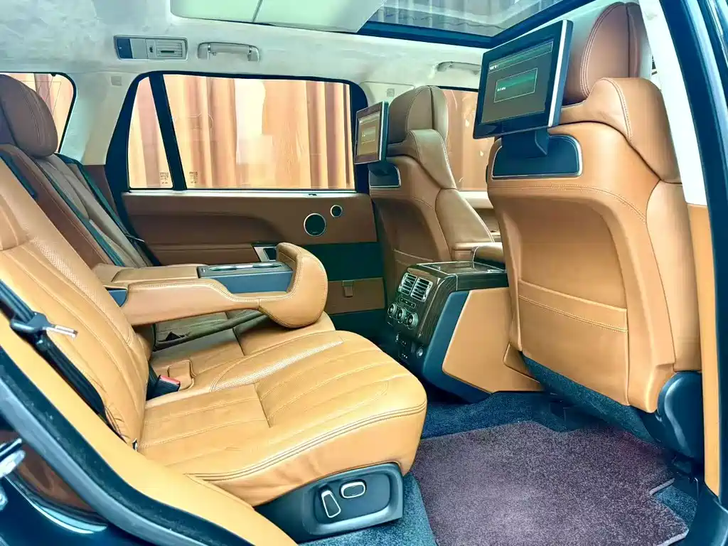 Land Rover Range Rover — миниатюра 7
