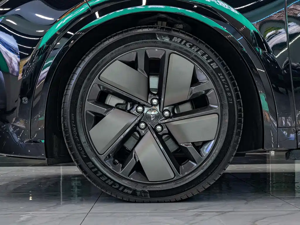Li Auto Li L9 — миниатюра 7