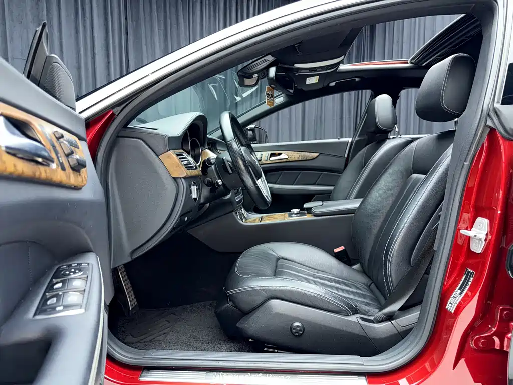 Mercedes-Benz CLS — миниатюра 12