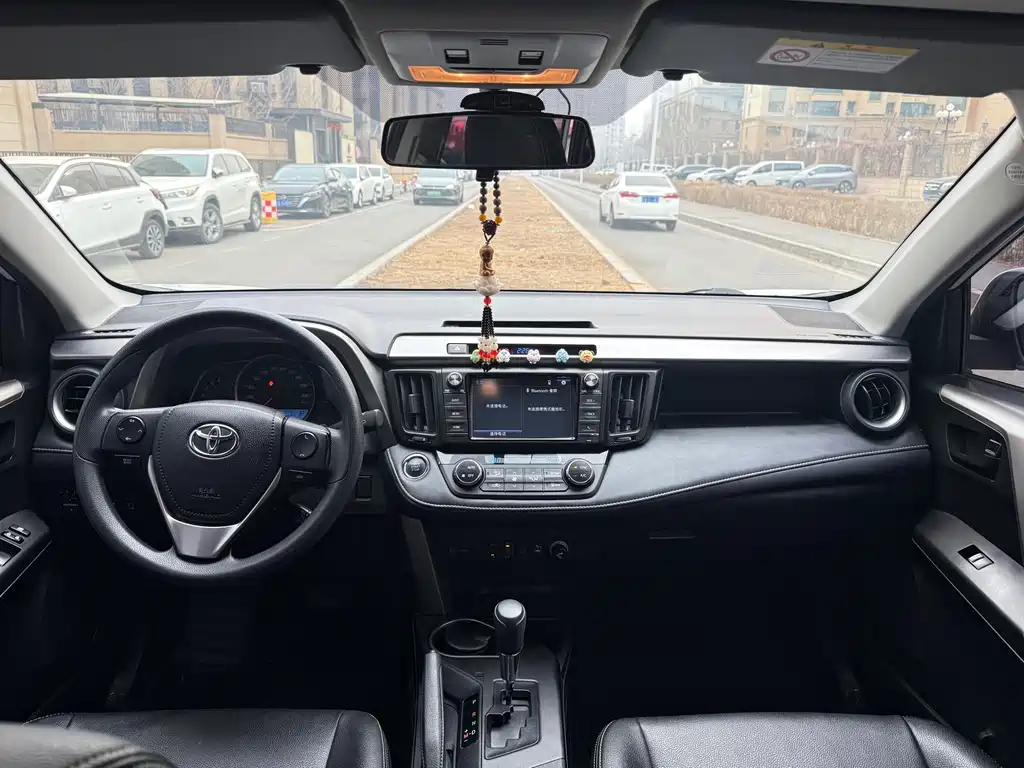 TOYOTA RAV4 RONGFANG