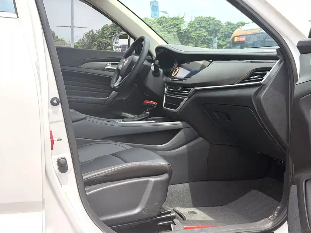 Changan CS35PLUS — миниатюра 7