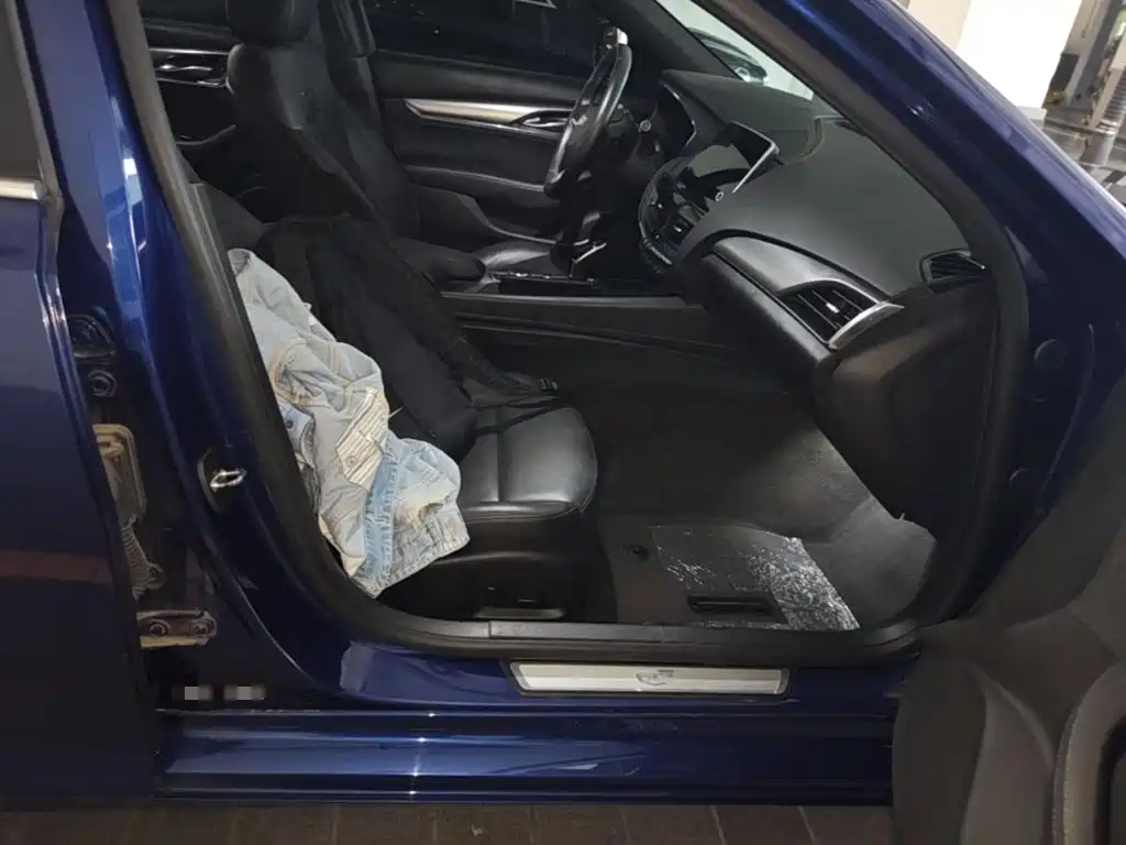 Cadillac CT5 — миниатюра 9
