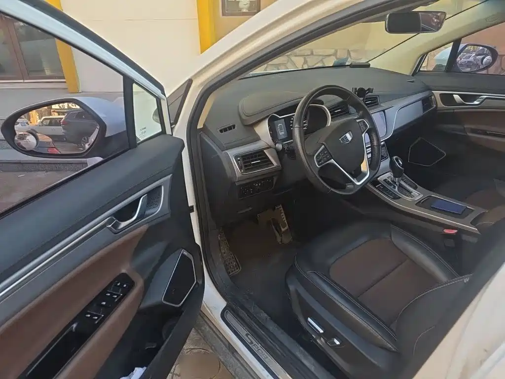 Geely Emgrand GS — миниатюра 17