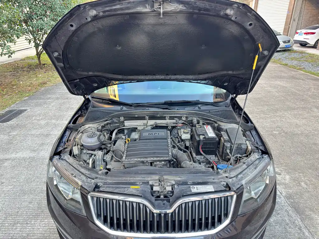 SKODA OCTAVIA