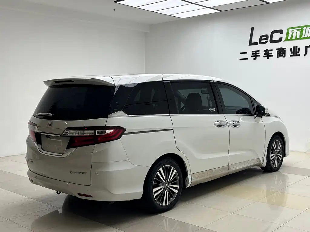 Honda Odyssey 2.4L Smart Edition, фото 6