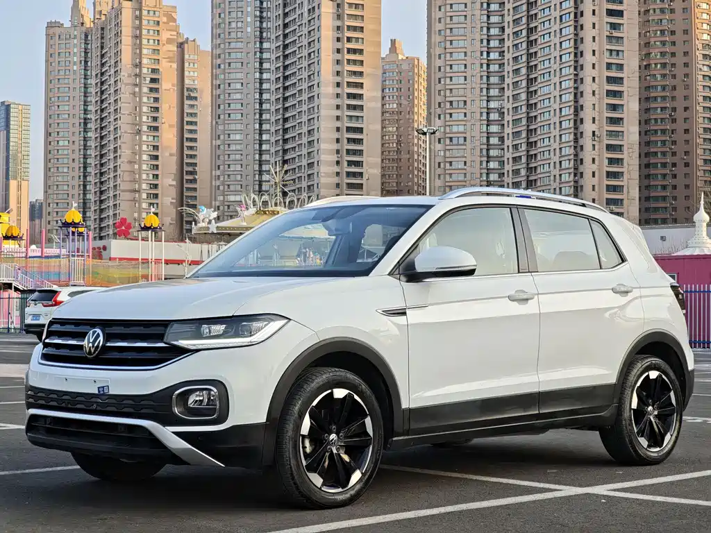 VOLKSWAGEN EXPLORING THE SHADOW