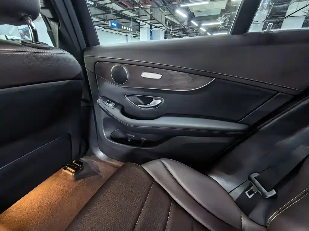 Mercedes-Benz GLC — миниатюра 13