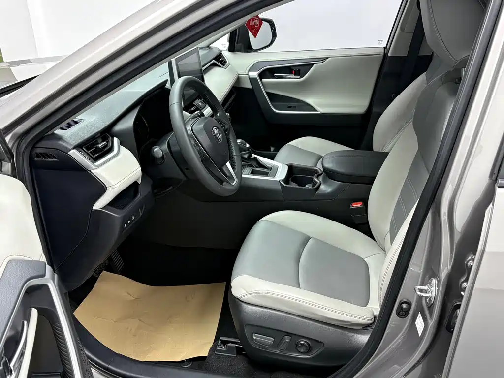 TOYOTA RAV4 RONGFANG