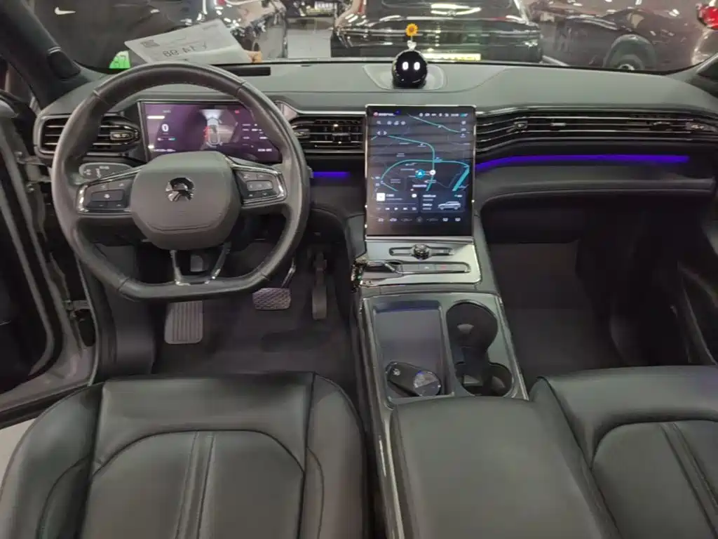NIO ES6 — миниатюра 10