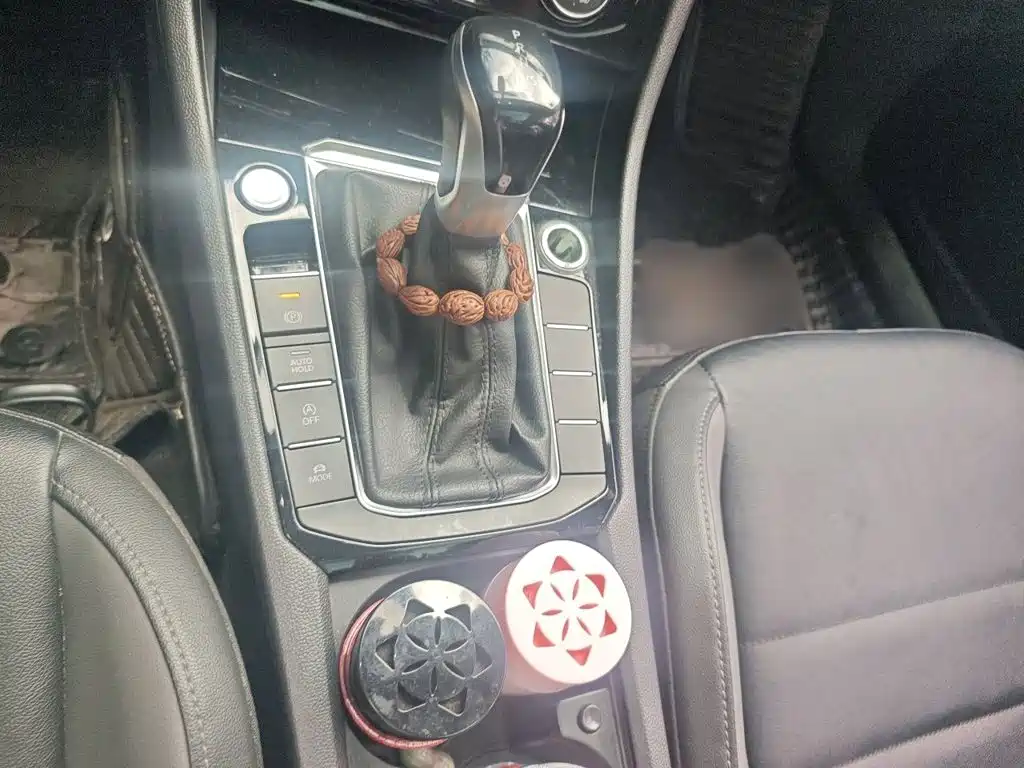Volkswagen Sagitar — миниатюра 7
