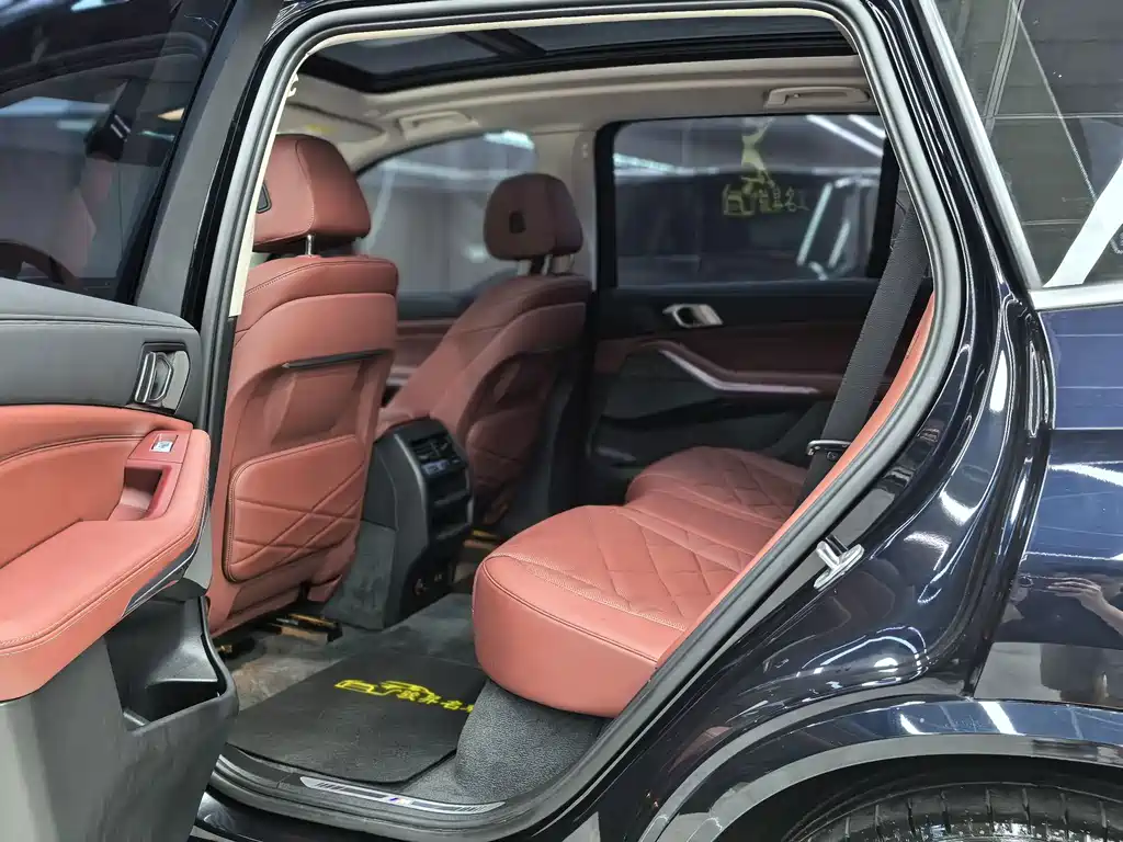 BMW X5 — миниатюра 11