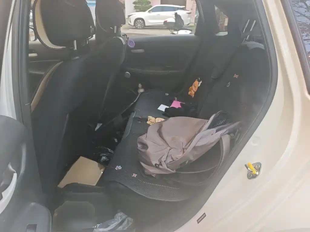 Honda Fit — миниатюра 15