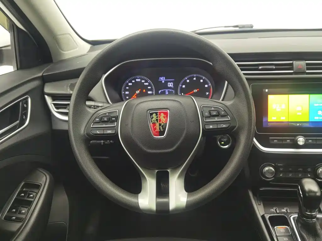 Roewe RX3 — миниатюра 11