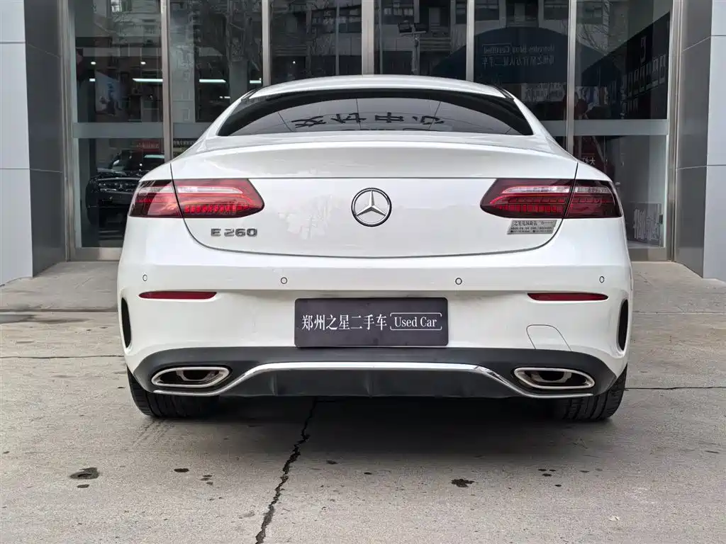 MERCEDES-BENZ E CLASS