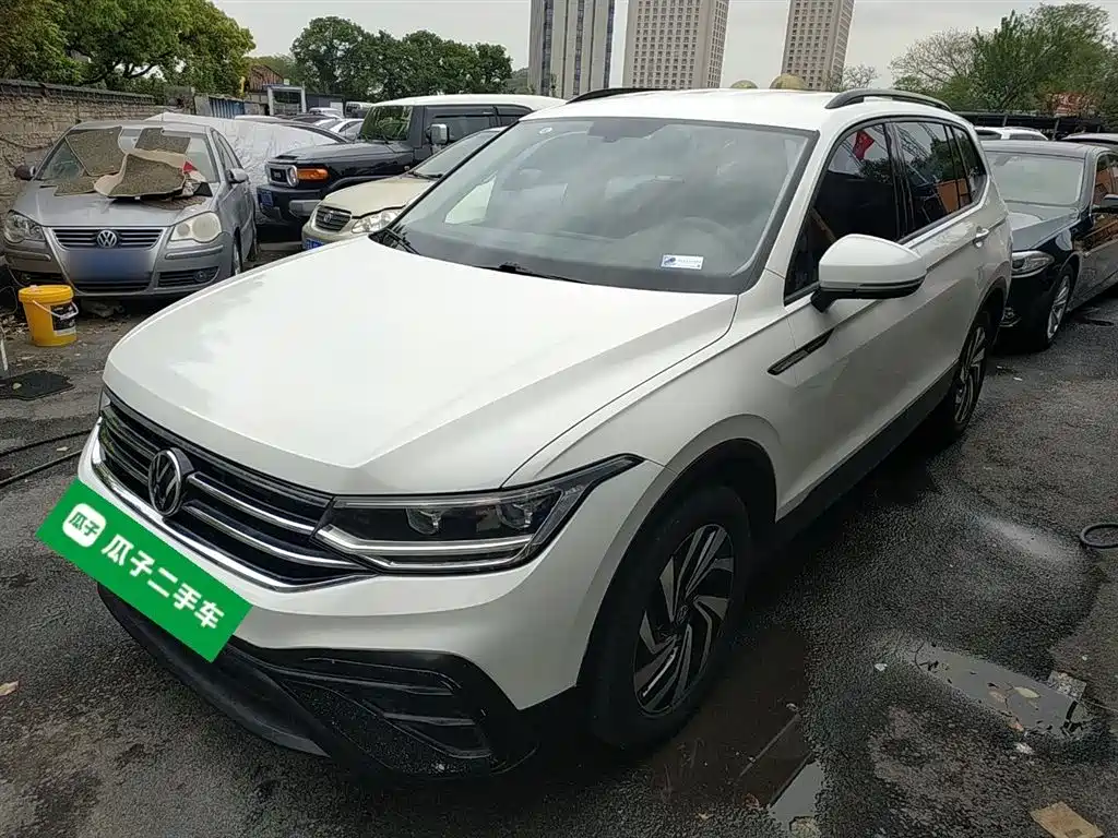 Volkswagen Tiguan L 2022