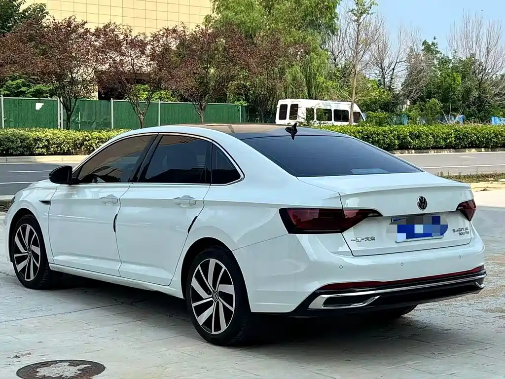 Volkswagen Sagitar — миниатюра 7