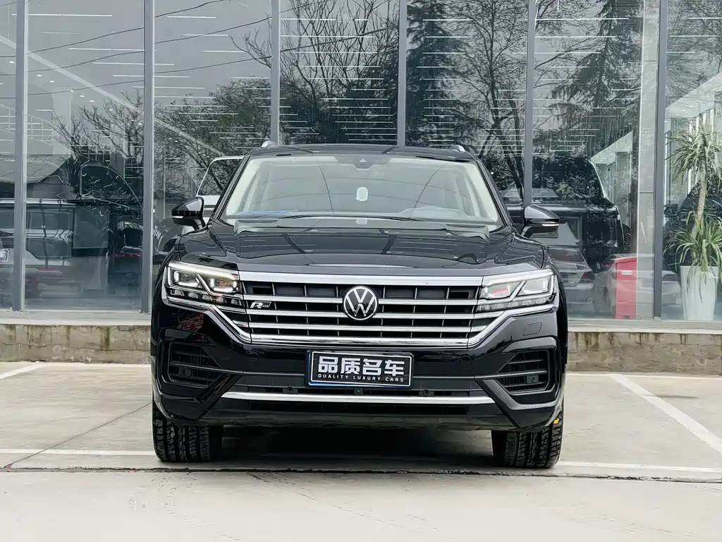 Volkswagen Touareg 2021 3.0TSI Sport
